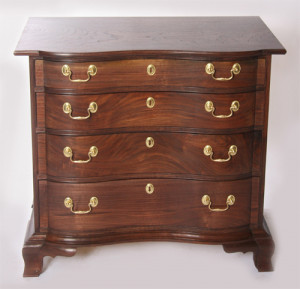 Chippendale Serpentine Chest